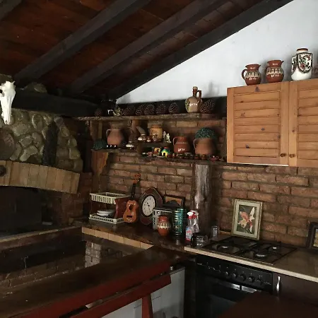 And Tavern Chapaya * Kipra